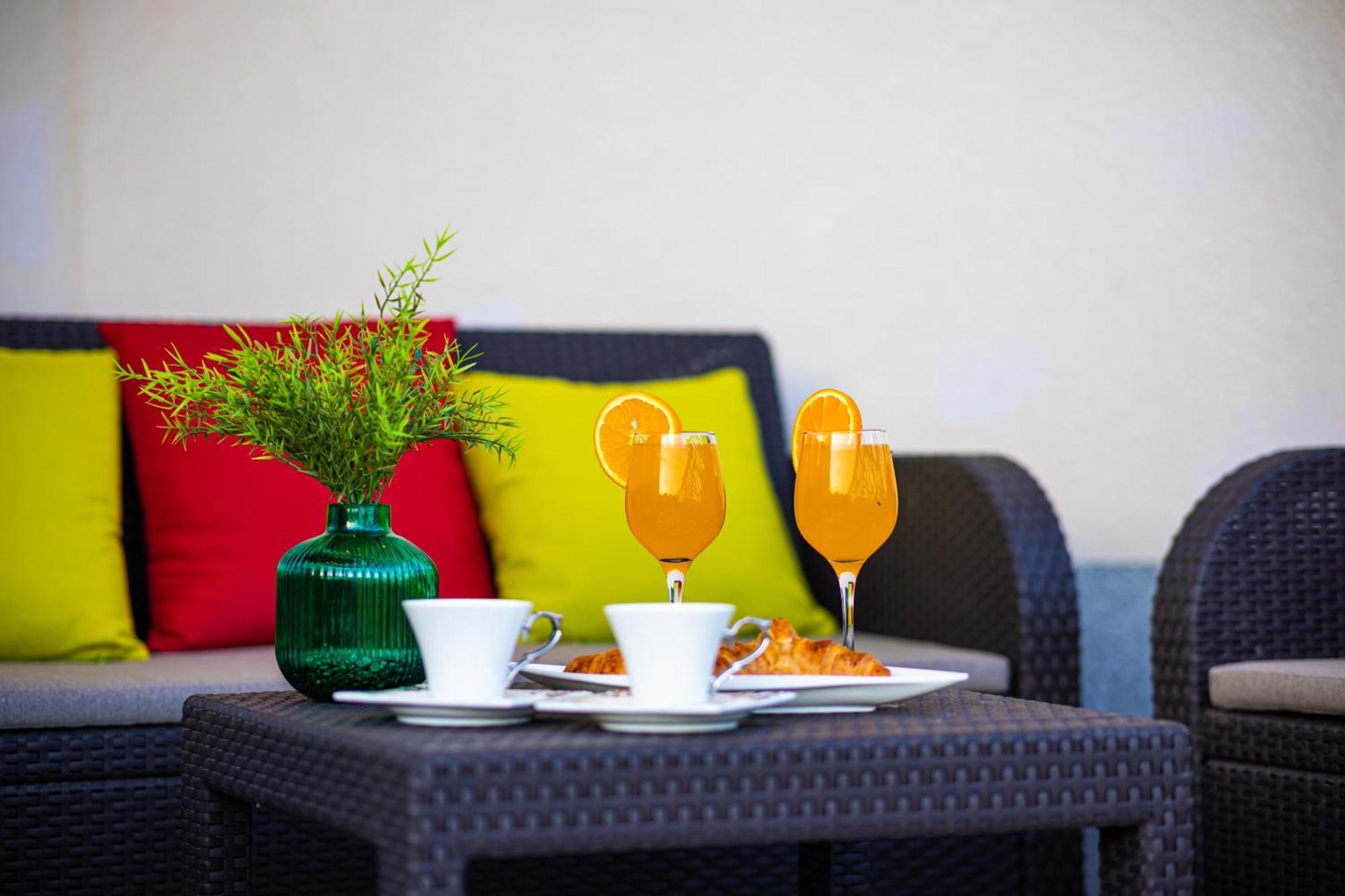 Luxury Poolside Oasis Split Apartman Trogir